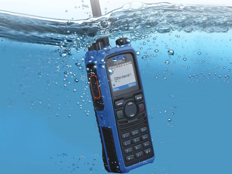 Hytera PD795Ex Портативная взрывозащищённая DMR-радиостанция