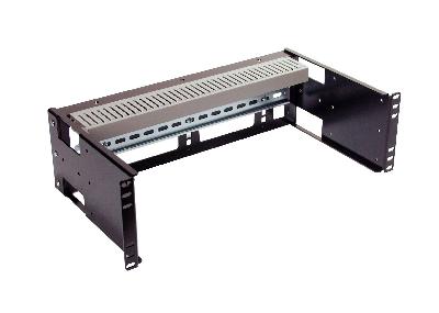 Передняя панель для блока с модульной шириной 19 дюймов (482.6 мм)