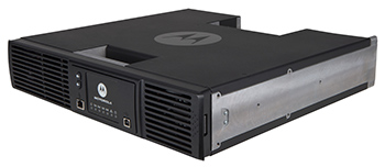 Ретранслятор Motorola MOTOTRBO SLR 8000 SLR8000E100W400470