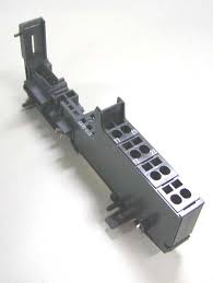 Mitsubishi Electric ST1B-E4X16 База 16x4 с винтовыми клеммами