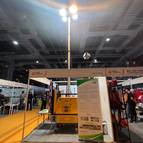 Kadamm MSL - Мобильная осветительная мачта с LED-прожекторами